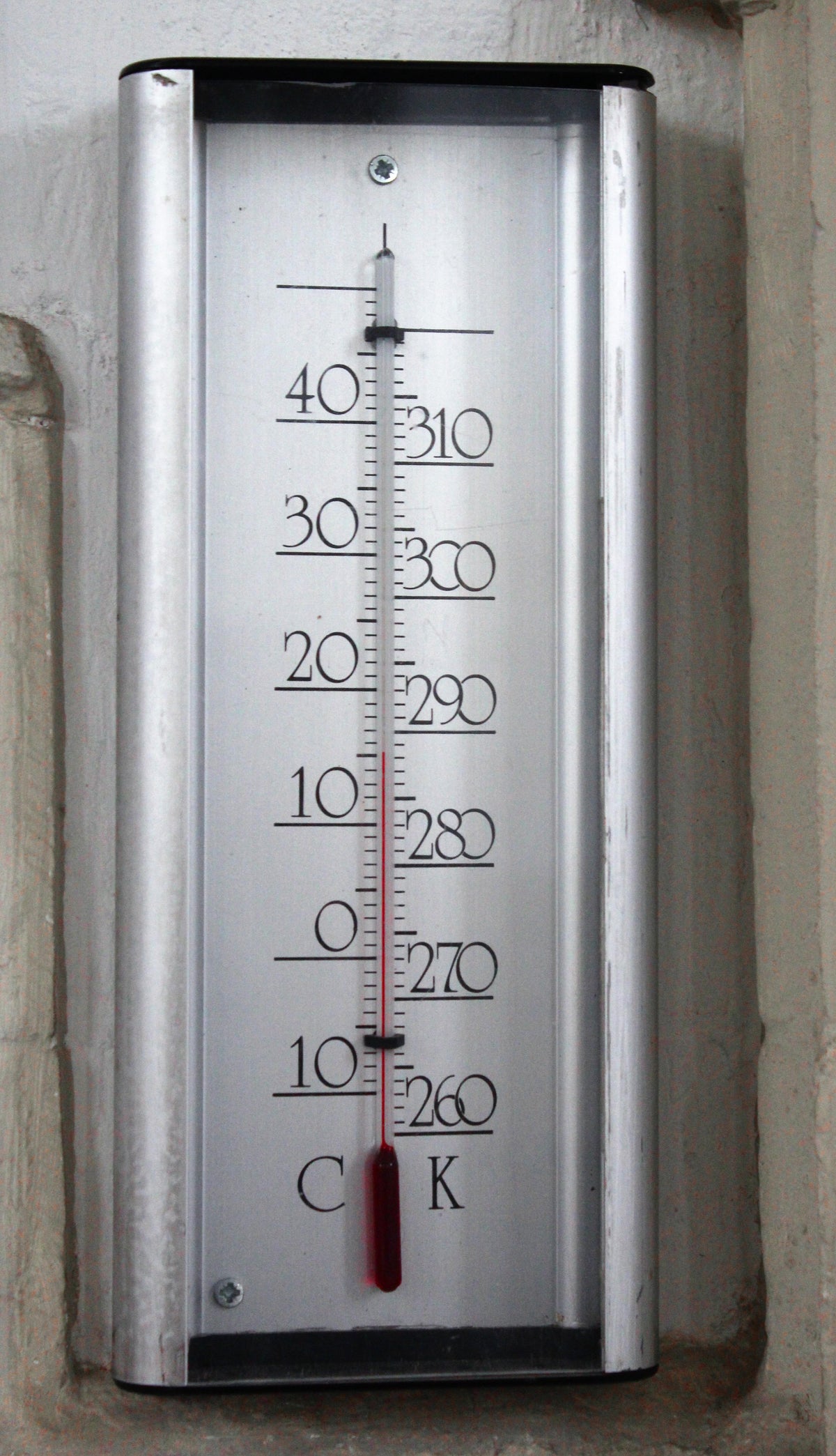 Close-up foto van een thermometer met Celsius-schaal